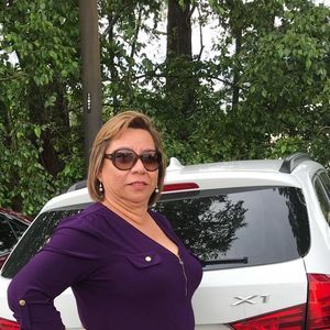 Meet your Posher, Ely